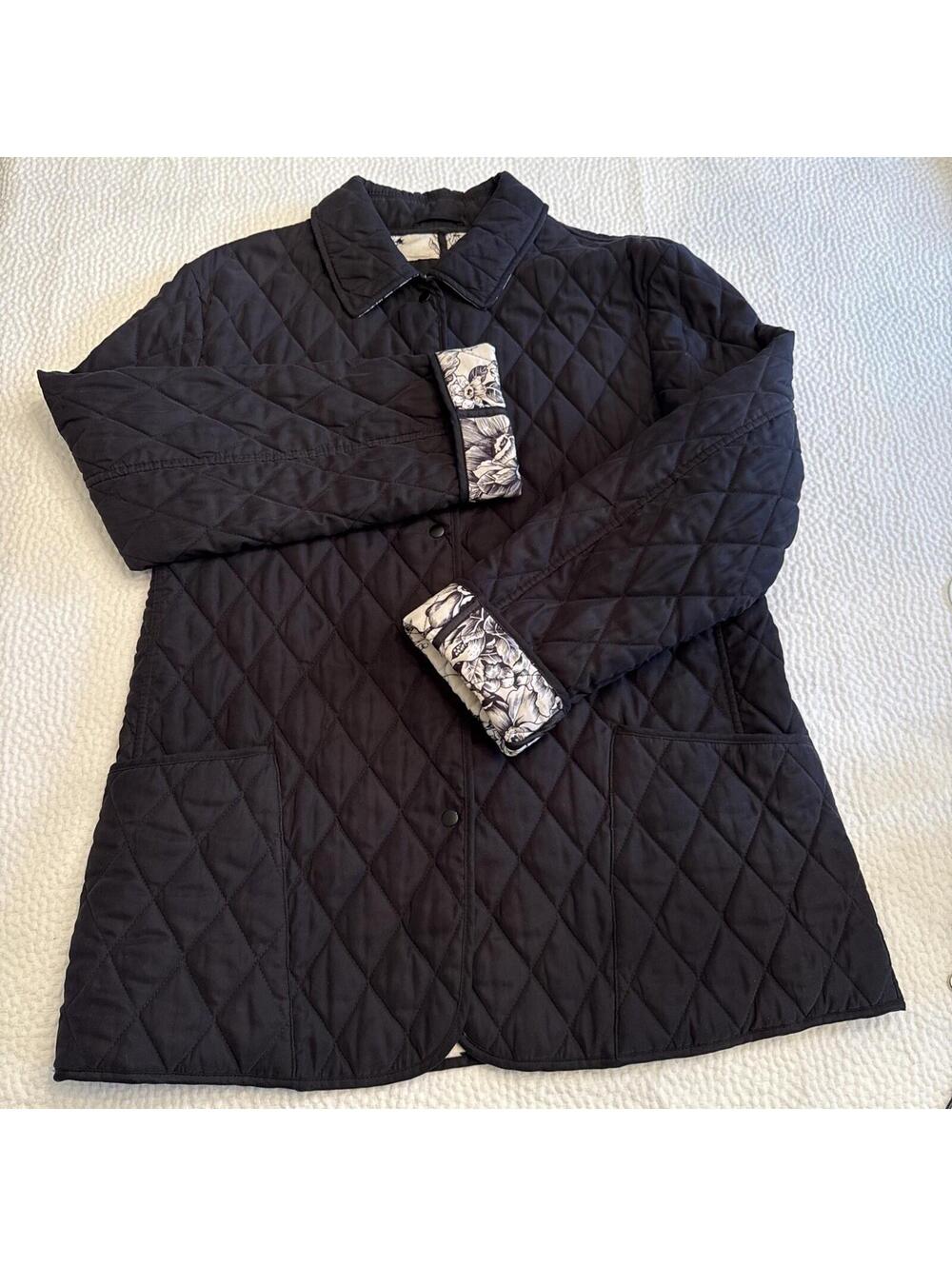 Jones New York Quilted Jacket Black Size M with Flowered Interior